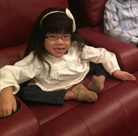 Lilyan Sitting - Before Surgery #10